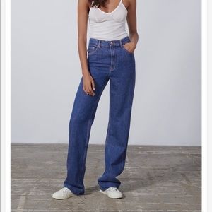 Zara 90s full length jean size 4